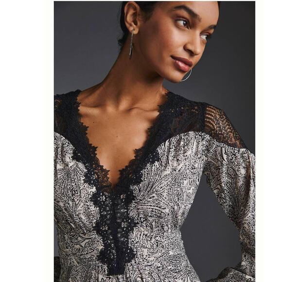 NWT By Anthropologie Lacy V-Neck Long Sleeve Mini Dress $160 Sz 0 B&W Lace Trim - Picture 3 of 5